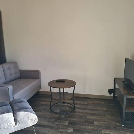 Studio De 35 M2 Parentis-en-Born Bagian luar foto